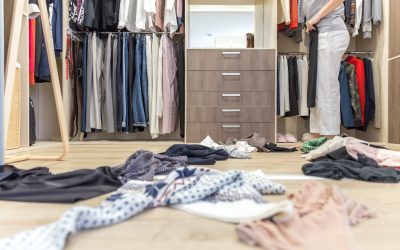 How To Do Your Own Closet Cleanse (+ Free Ebook!)